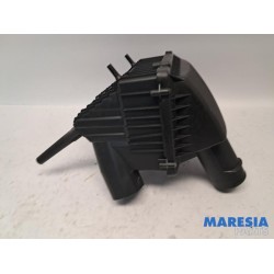 Opel - Vivaro - Air box
