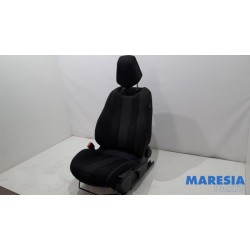 Peugeot - 308 - Sitz links