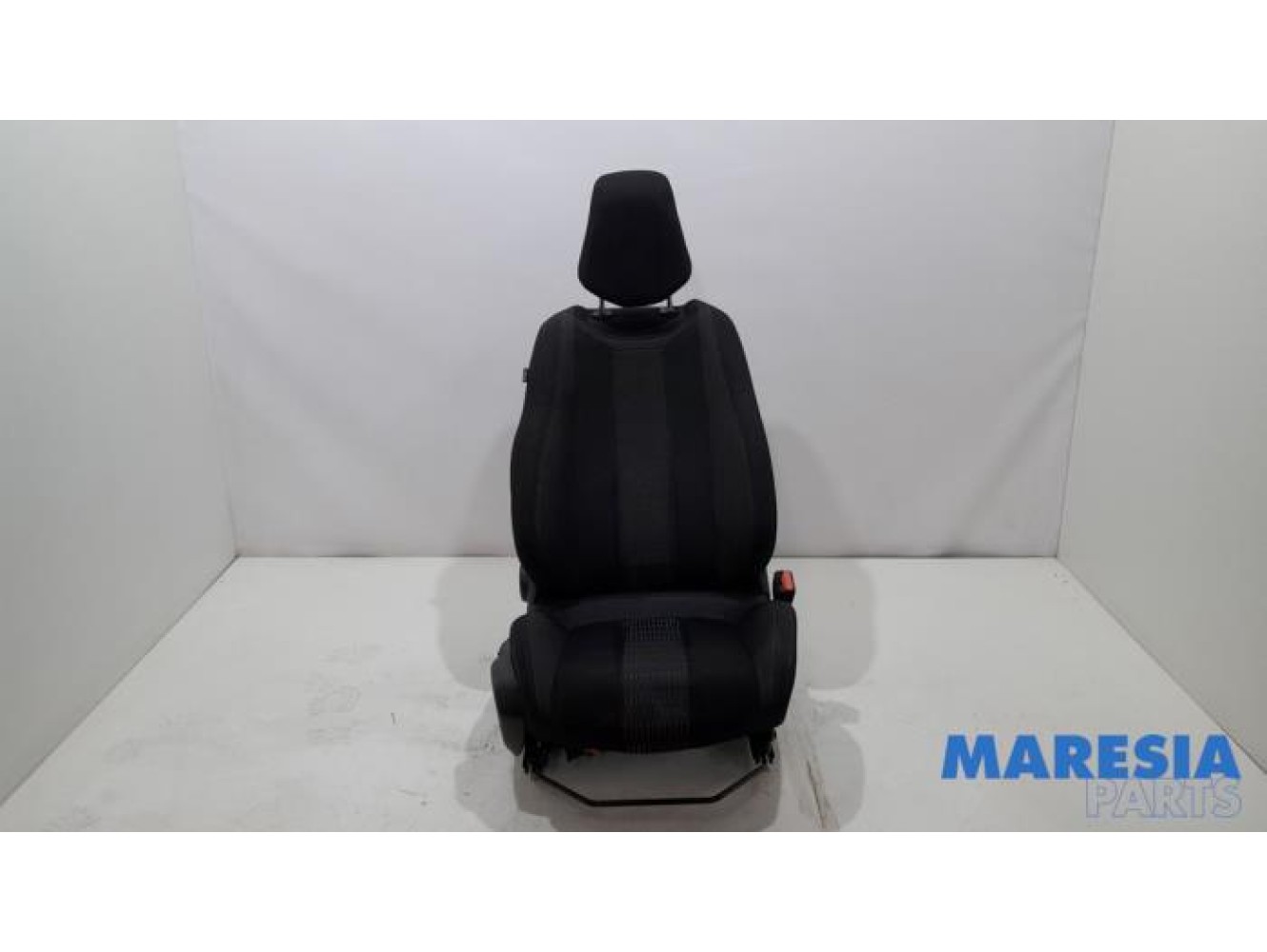 Peugeot - 308 - Seat, right