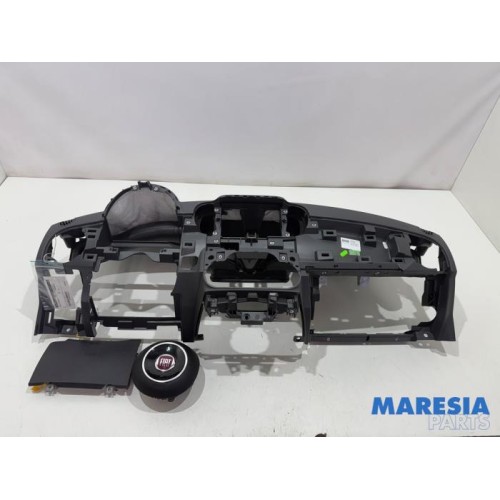 Fiat - 500 - Airbag set + dashboard