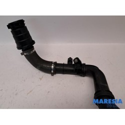 Opel - Vivaro - Tube intercooler