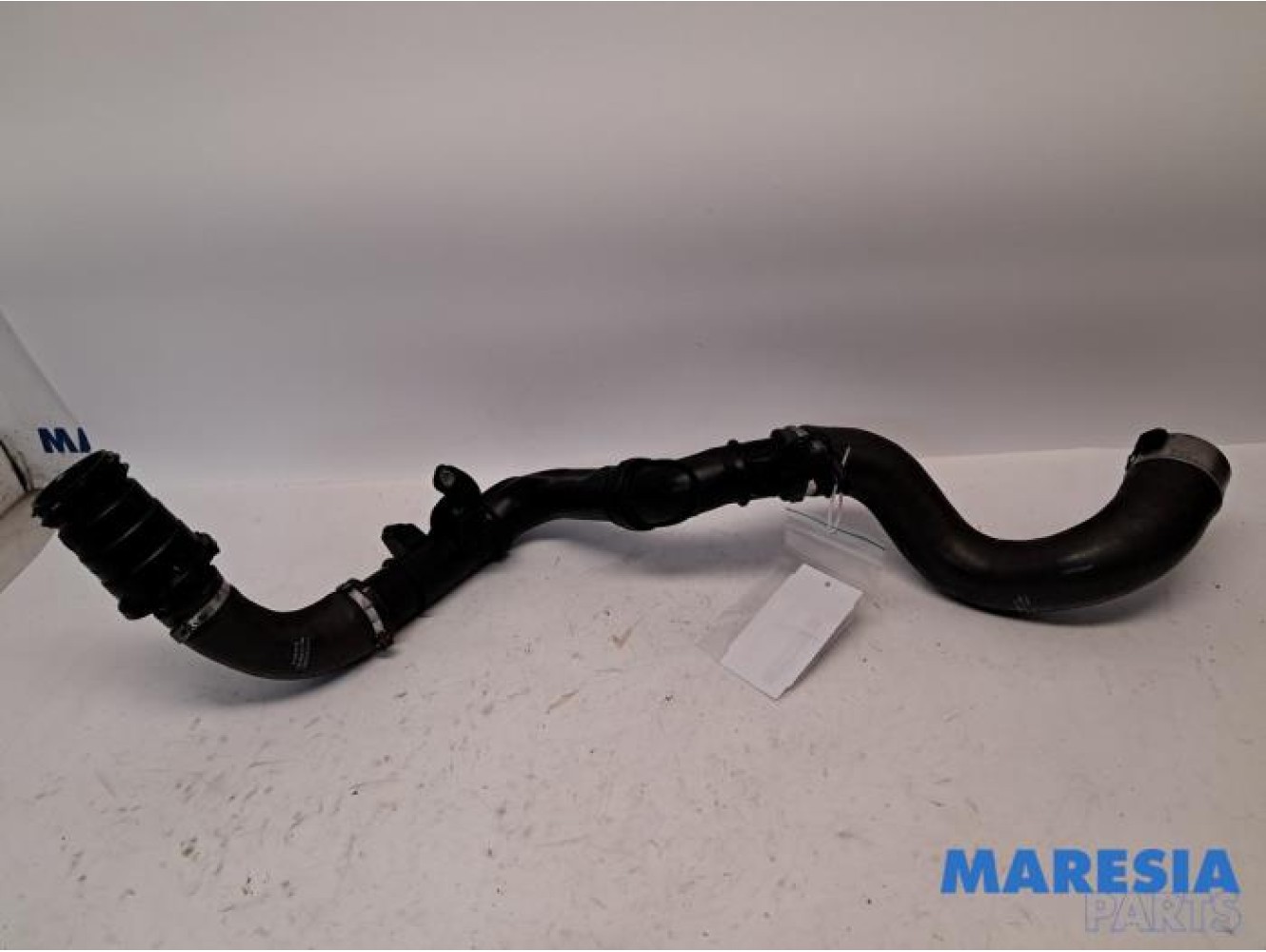 Opel - Vivaro - Tube intercooler