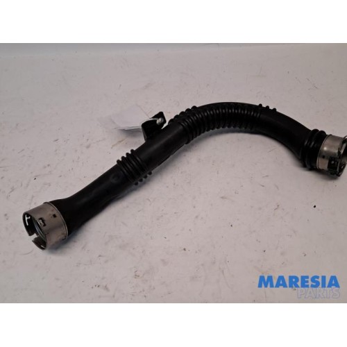 Opel - Vivaro - Intercooler tube