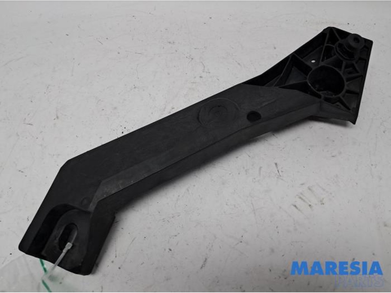 Opel - Vivaro - Front part support