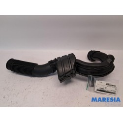 Opel - Vivaro - Air intake hose