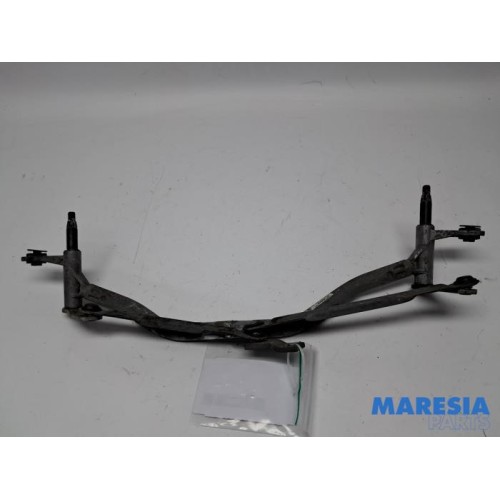 Opel - Vivaro - Wiper mechanism