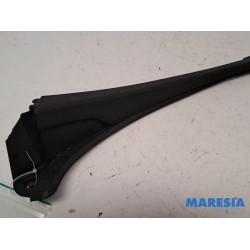 Opel - Vivaro - Frontscreen frame