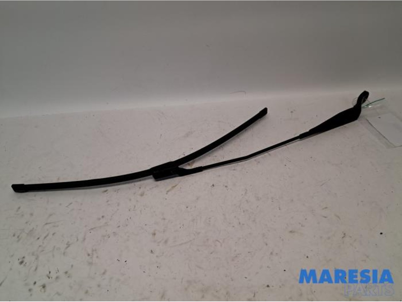 Citroen - Berlingo - Front wiper arm