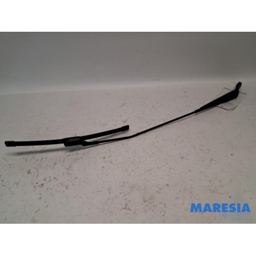 Citroen - Berlingo - Front wiper arm
