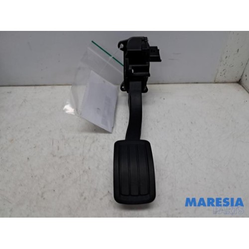 Citroen - C4 Grand Picasso - Gaspedal