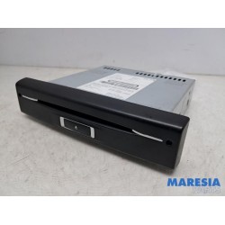 Citroen - C4 Grand Picasso - CD changer