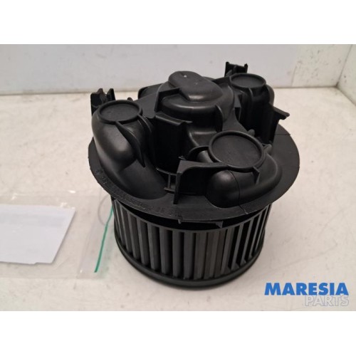 Renault - Twingo - Heating and ventilation fan motor