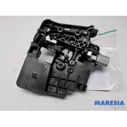 Peugeot - Partner - Sliding door handle, left