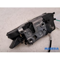 Peugeot - Partner - Minibus/van rear door lock mechanism