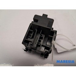 Renault - Twingo - AIH headlight switch