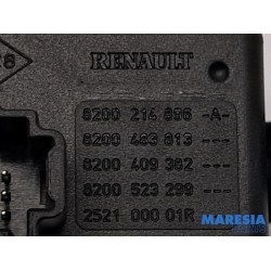 Renault - Twingo - Panic lighting switch