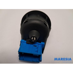 Peugeot - Partner - Mirror switch