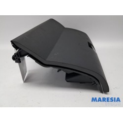 Peugeot - Partner - Glovebox