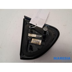 Renault - Captur - Taillight, right