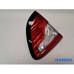 Renault - Captur - Achterlicht links