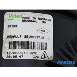 Renault - Captur - Fog light, front right