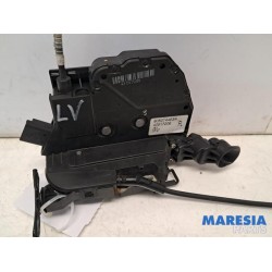 Renault - Captur - Door lock mechanism 4-door, front left