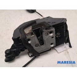 Renault - Captur - Door lock mechanism 4-door, front left