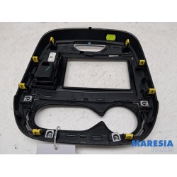 Renault - Captur - Radio omlijsting