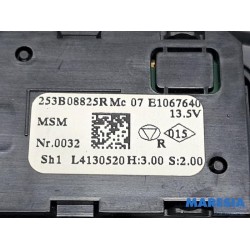 Renault - Captur - Radio omlijsting