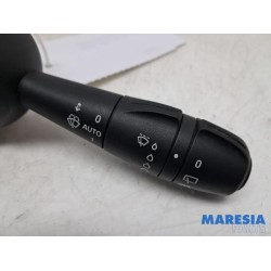 Renault - Captur - Wiper switch