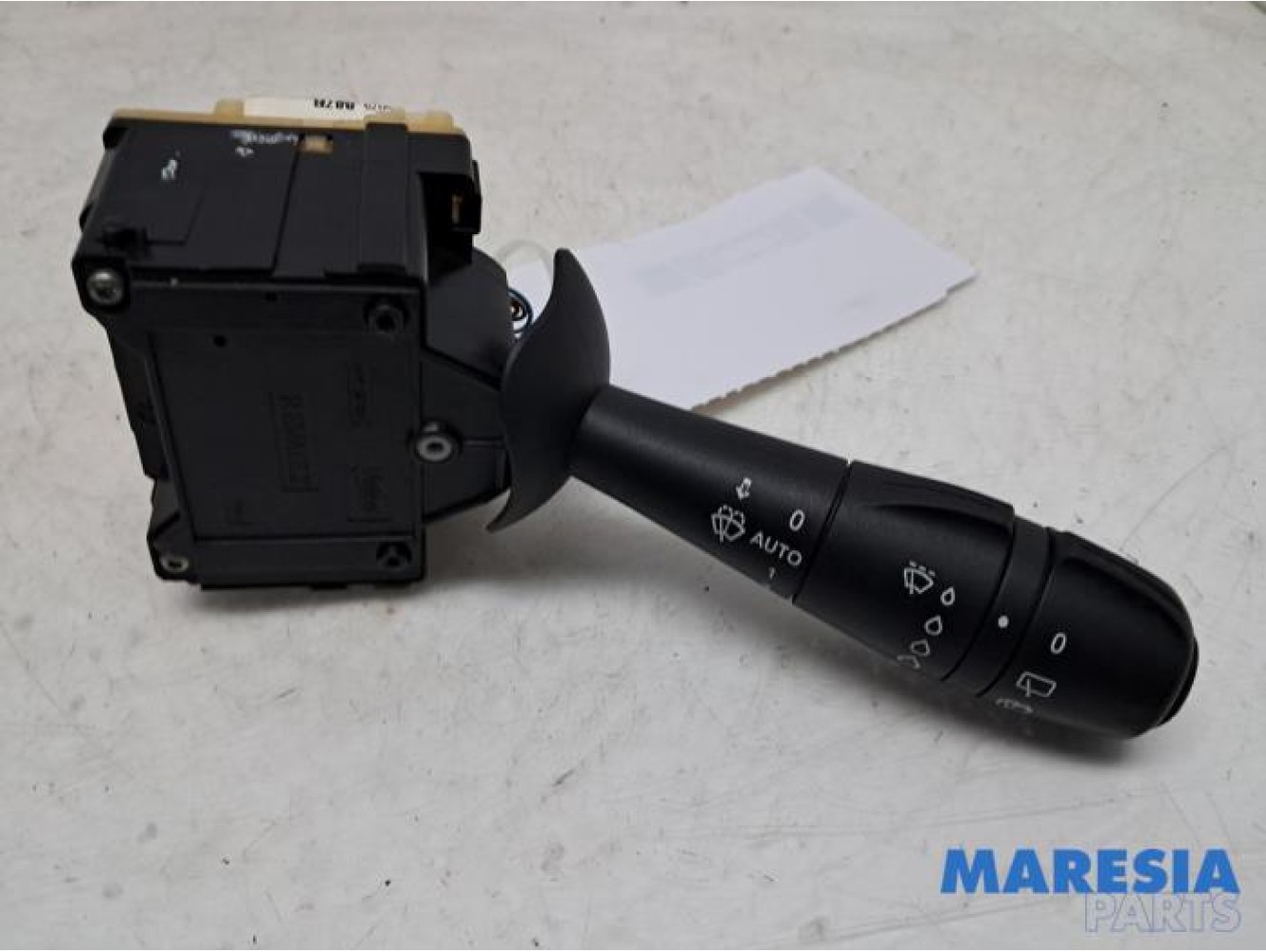 Renault - Captur - Wiper switch