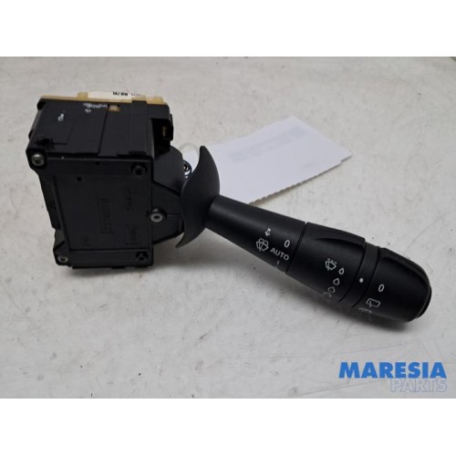 Renault - Captur - Wiper switch