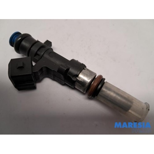 Renault - Megane - Injector (petrol injection)