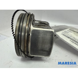 Renault - Megane - Connecting rod