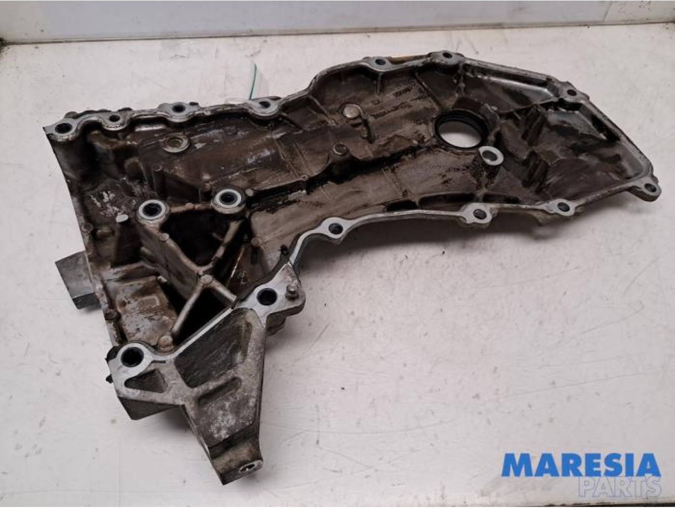 Renault - Megane - Couvercle de distribution