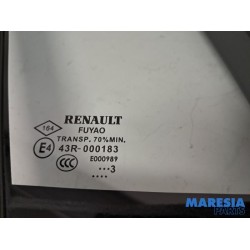 Renault - Captur - Vitre triangulaire avant droite