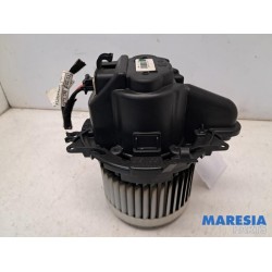 Renault - Captur - Heating and ventilation fan motor
