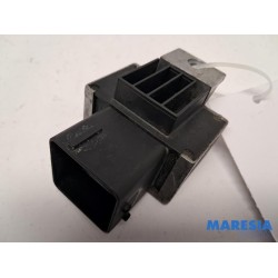Renault - Captur - Glow plug relay