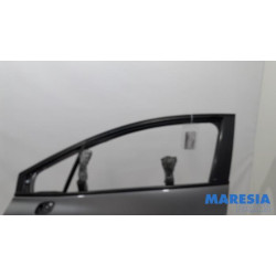 Renault - Clio - Door 4-door, front left
