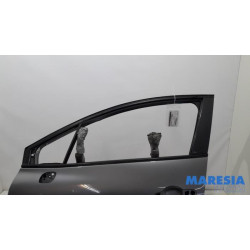 Renault - Clio - Door 4-door, front left