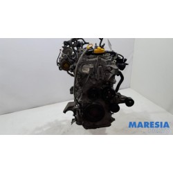 Renault - Clio - Engine