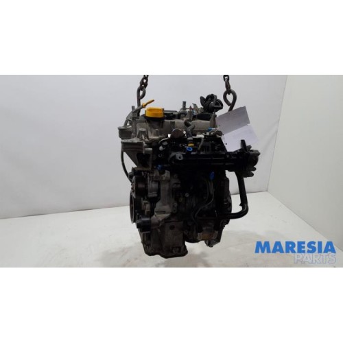 Renault - Clio - Engine