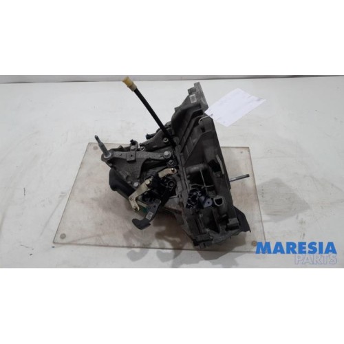 Renault - Clio - Gearbox