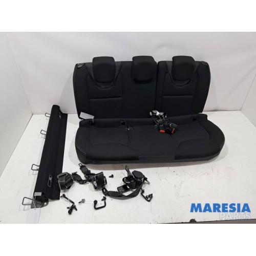 Renault - Clio - Rear bench seat
