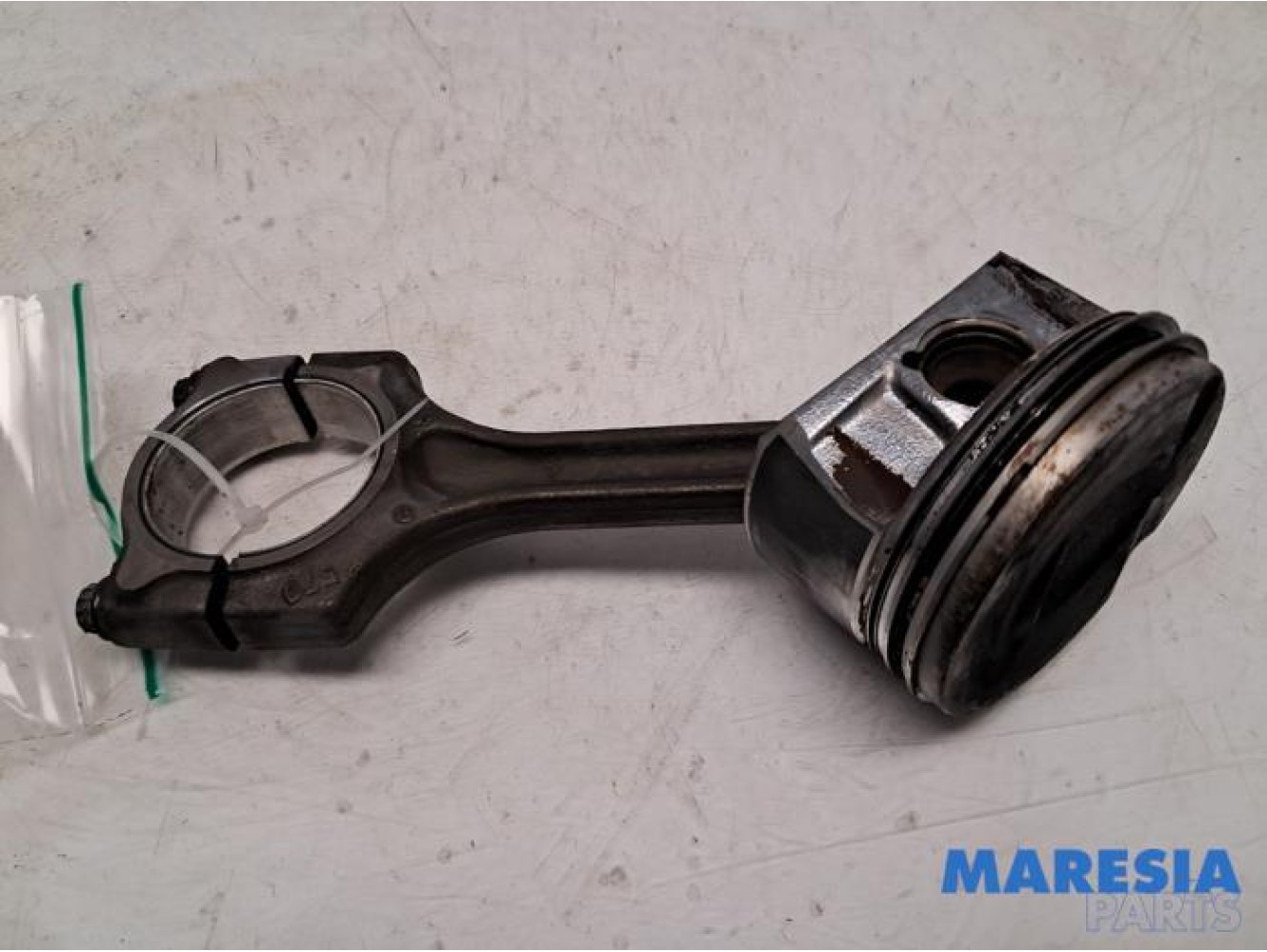 Citroen - C5 - Connecting rod