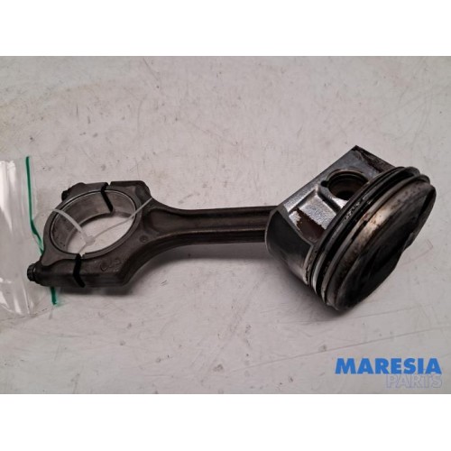 Citroen - C5 - Connecting rod