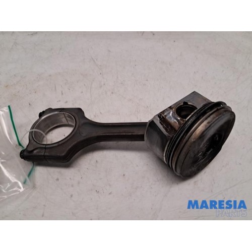 Citroen - C5 - Connecting rod