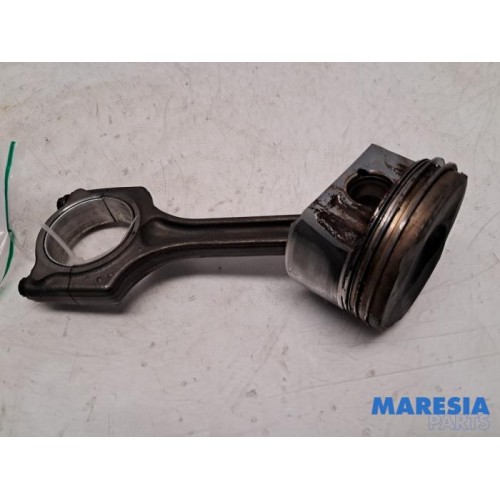 Citroen - C5 - Connecting rod