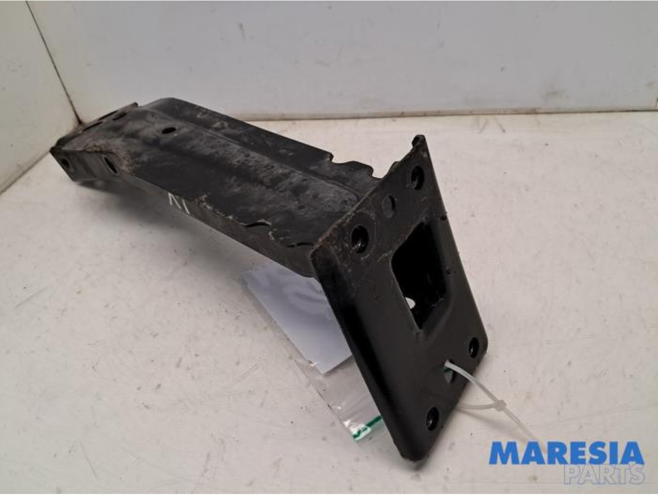 Fiat - 500 - Front part support