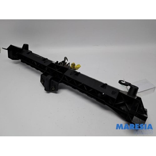 Peugeot - Partner - Lock plate